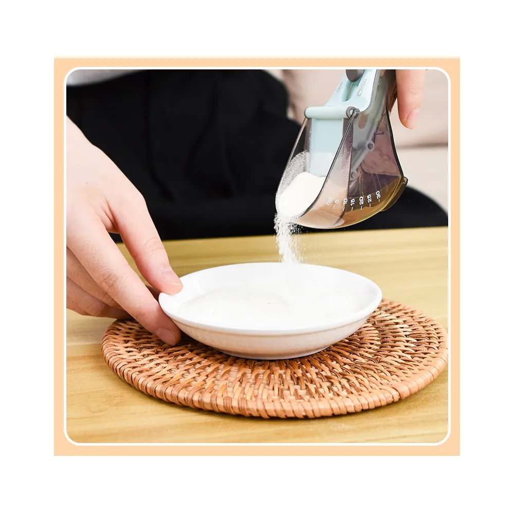 Easy-to-use and clean, making feeding time more efficient.