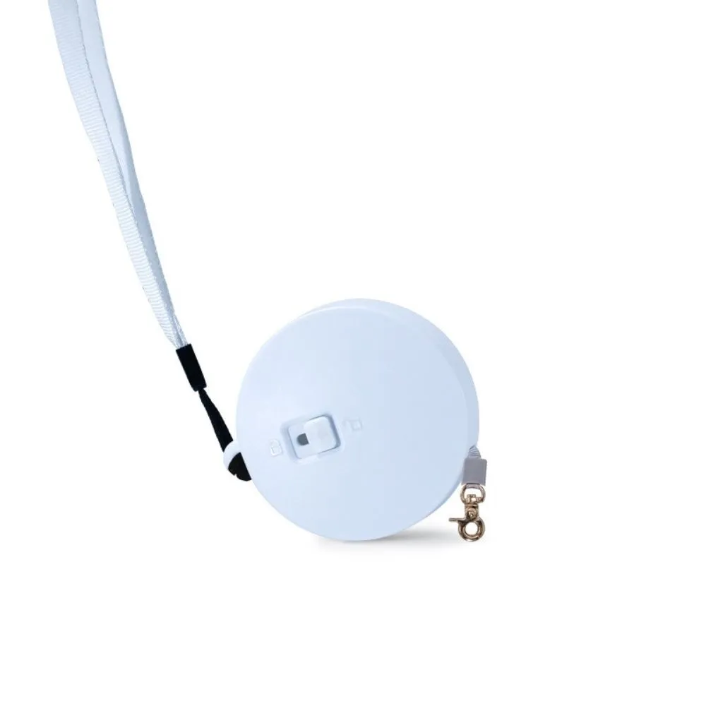 white dog retractable leashs