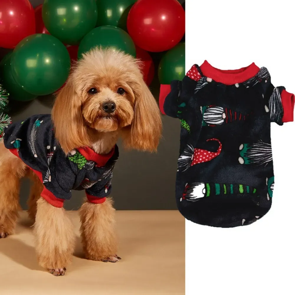 The crew neck design with ribbed edges provides a snug, comfortable fit that hugs the body without restricting movement. The hoodie ensures pets stay warm while still being able to play and move freely.
