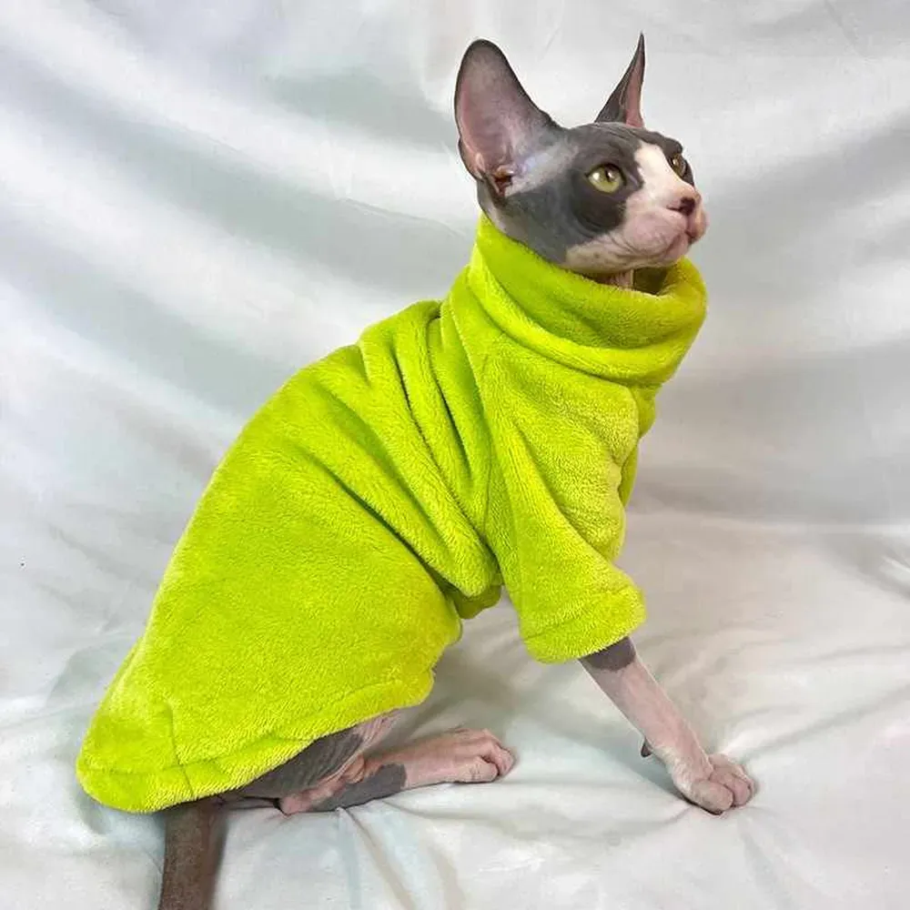 hairless cat clothes The double-sided fleece construction traps heat, making it an ideal choice for hairless cats that need additional warmth during cold weather. It provides a snug, cozy fit that ensures pets stay warm throughout the day.
