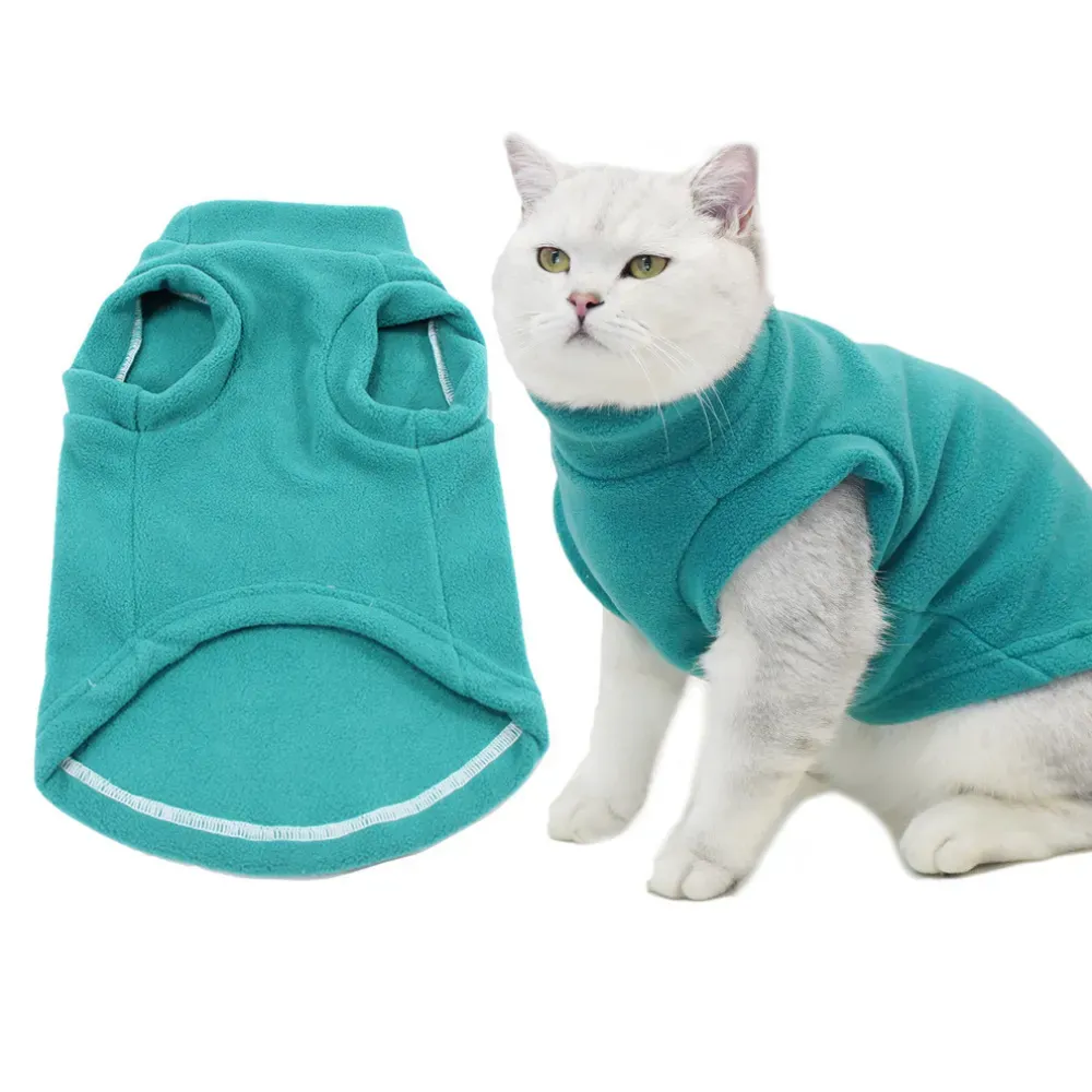 Featuring a high-neck collar, this vest offers added protection against the cold, providing warmth to the neck and chest areas. The high neck helps prevent chilly drafts from entering, ensuring pets stay warm and cozy.