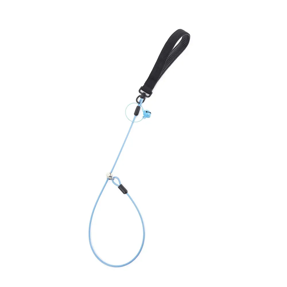 Durable, Easy-to-Clean PVC-Coated Dog Leash: The PVC-coated design is both durable and easy to clean, ensuring that your leash stays in top condition for longer use.