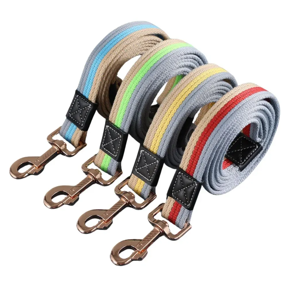 Durable Canvas Leash for Large Dogs: This heavy-duty leash is made from high-quality cotton, canvas, and cotton rope, ensuring superior durability and strength, perfect for medium to large-sized pets.