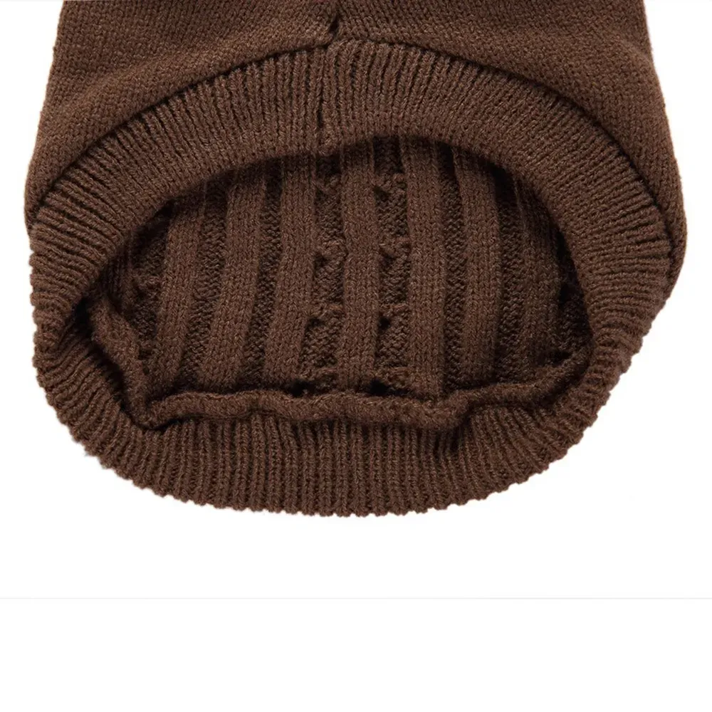 This sweater provides excellent value for businesses, with its durable fabric and classic design ensuring both long-lasting wear and continued customer satisfaction.