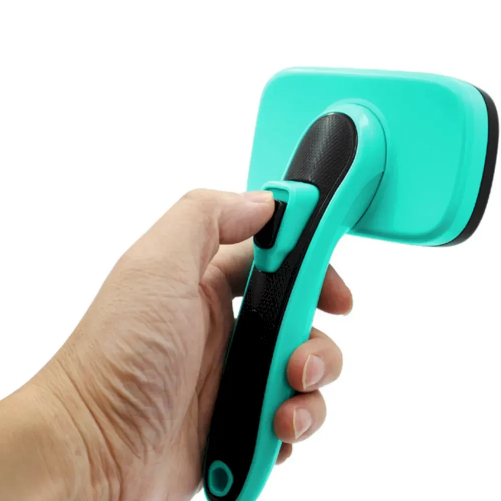 dog self-cleaning slicker brush