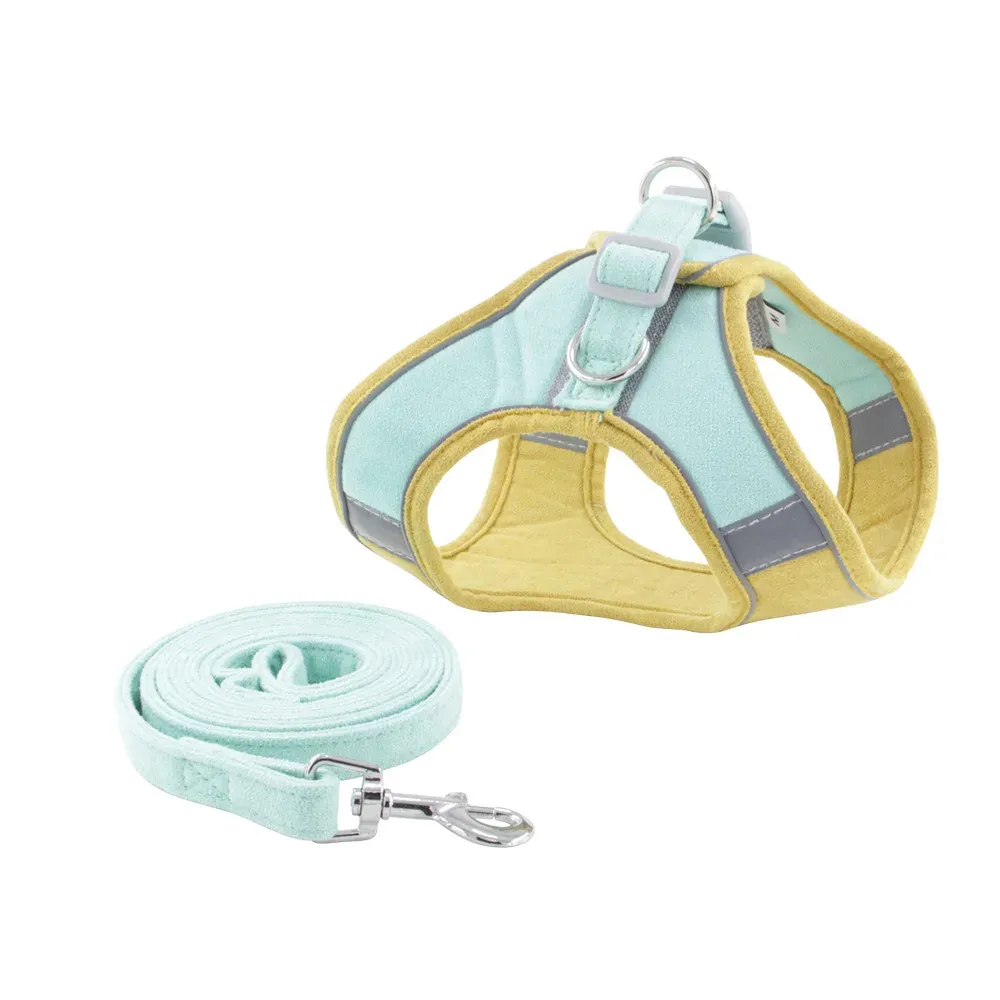 Warm pet harness winter vest