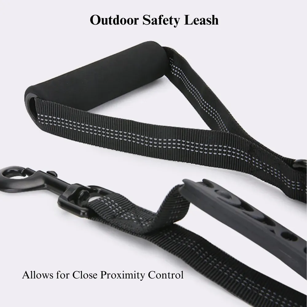 The leash's adjustable length allows pet owners to control the walking distance, making it a versatile choice for various outdoor activities or crowded environments.