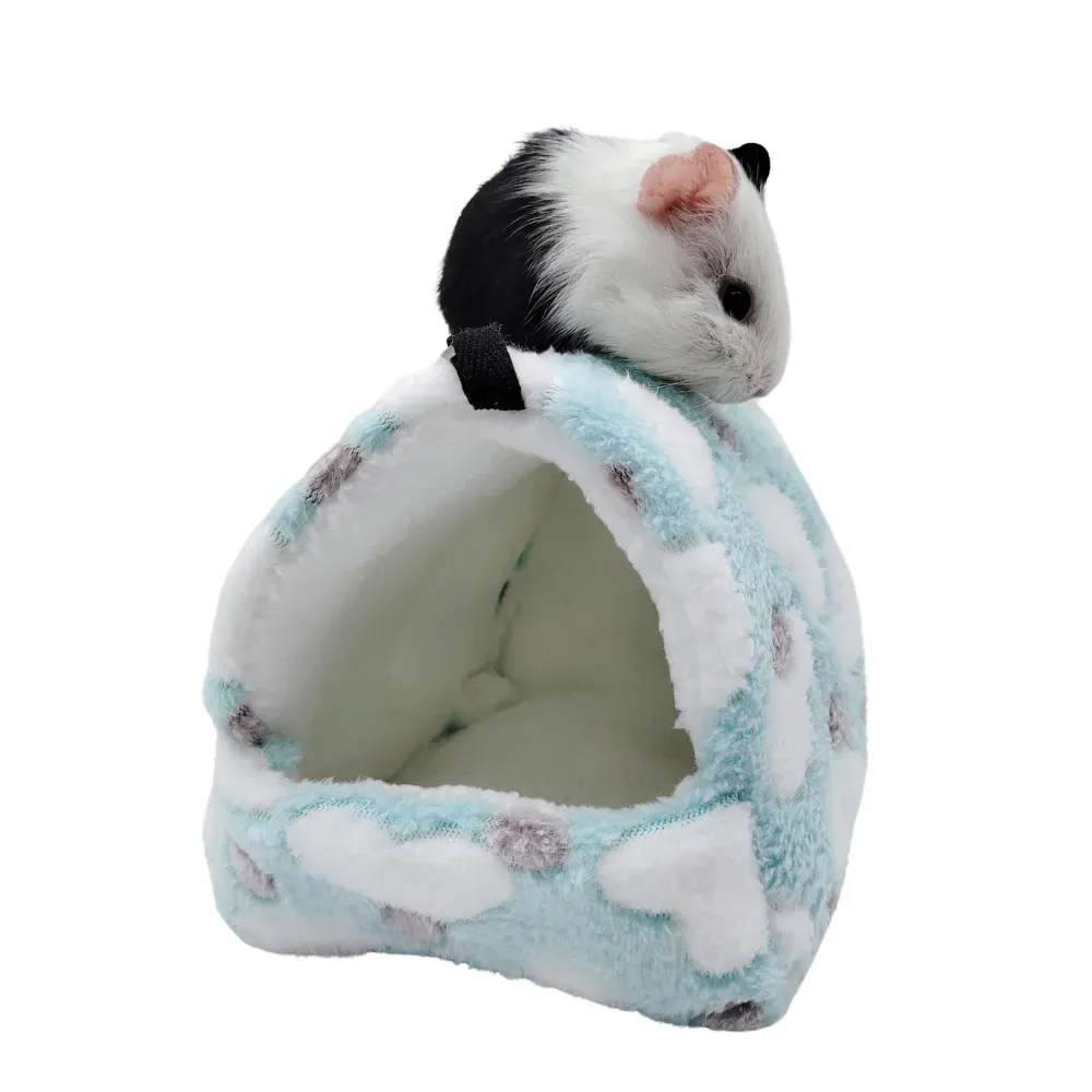 The fleece material and high-elastic sponge provide superior warmth and comfort, while the compact size ensures this nest fits easily in cages or enclosures. It is a must-have for small pet retailers offering winter essentials.
