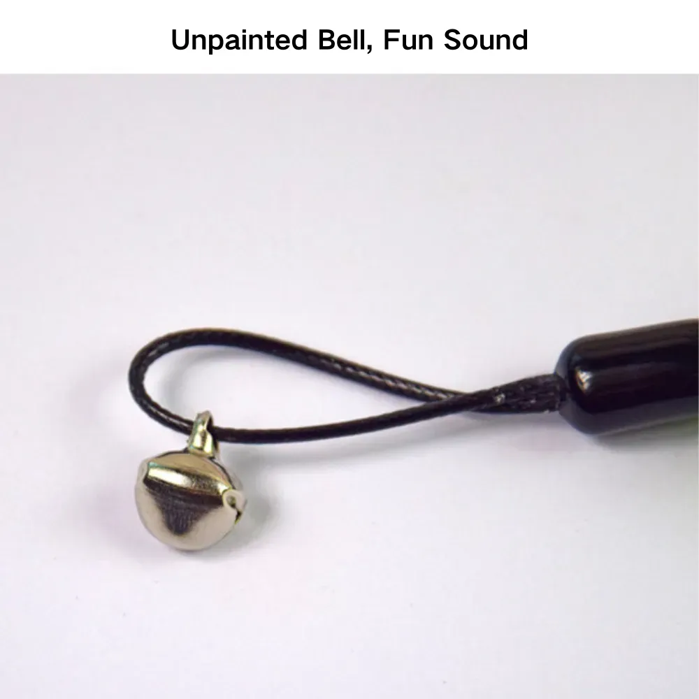 Designed with crinkle paper and a built-in bell, these replacement heads are an excellent accessory for any pet store looking to offer more variety to customers.