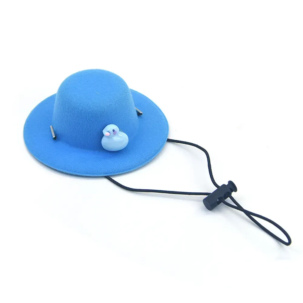 Comfortable Material: Made from soft felt fabric, this hat provides a gentle and cozy experience for your pet while maintaining a stylish appearance.