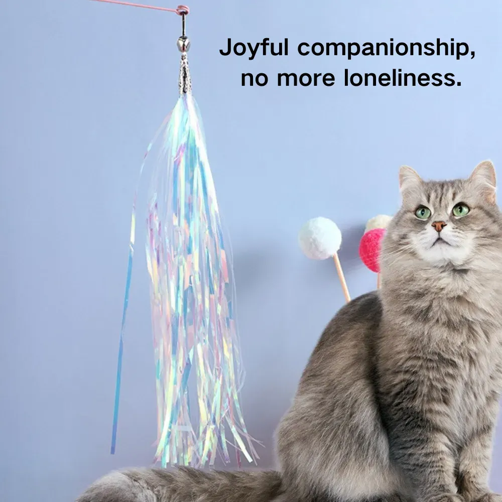 This playful, durable replacement head includes crinkle paper and a bell, attracting your cat’s attention and stimulating its hunting instincts.