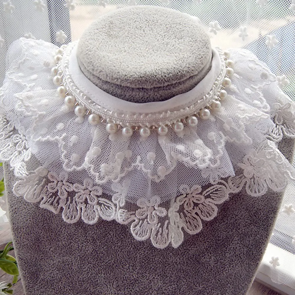 Firework Pattern White Lace Pet Collar