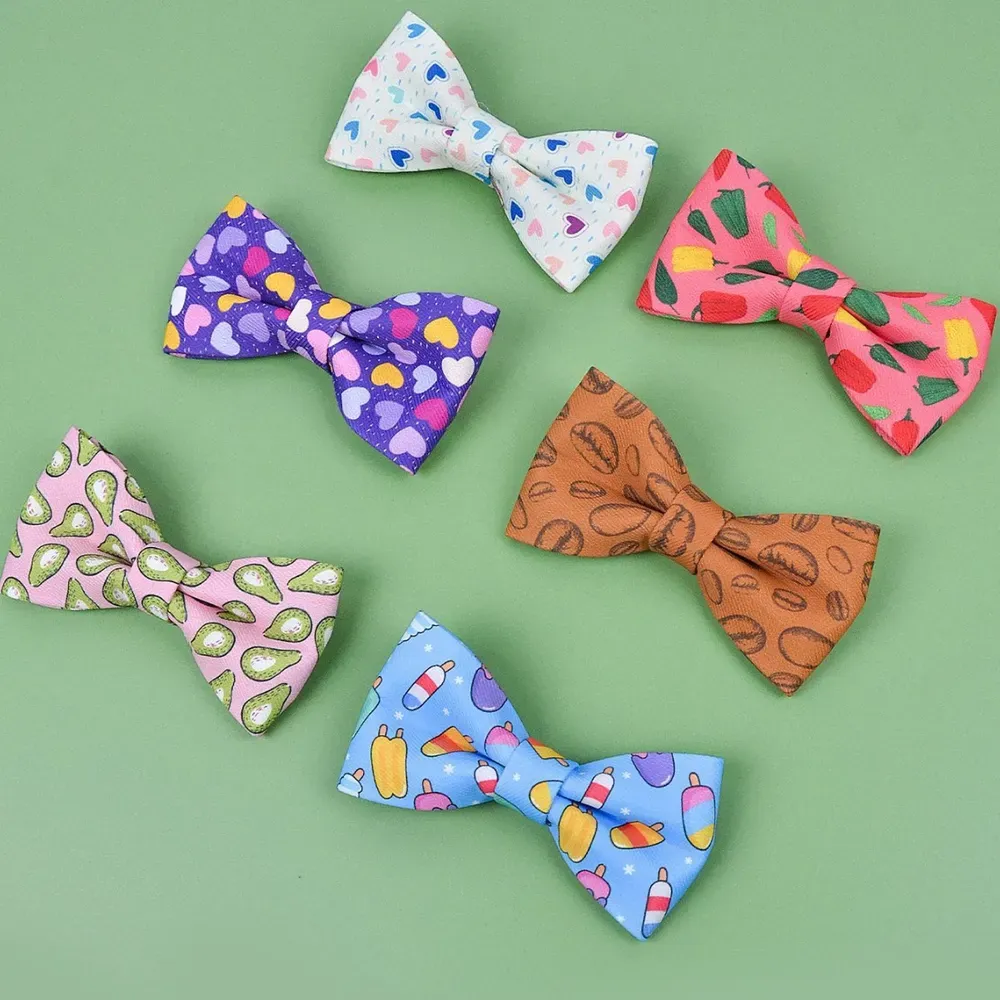 pet bow tie (7) Bright, Playful Prints: The bow tie comes with vibrant, summer-inspired prints that add a fun and cute touch to pets' wardrobes.