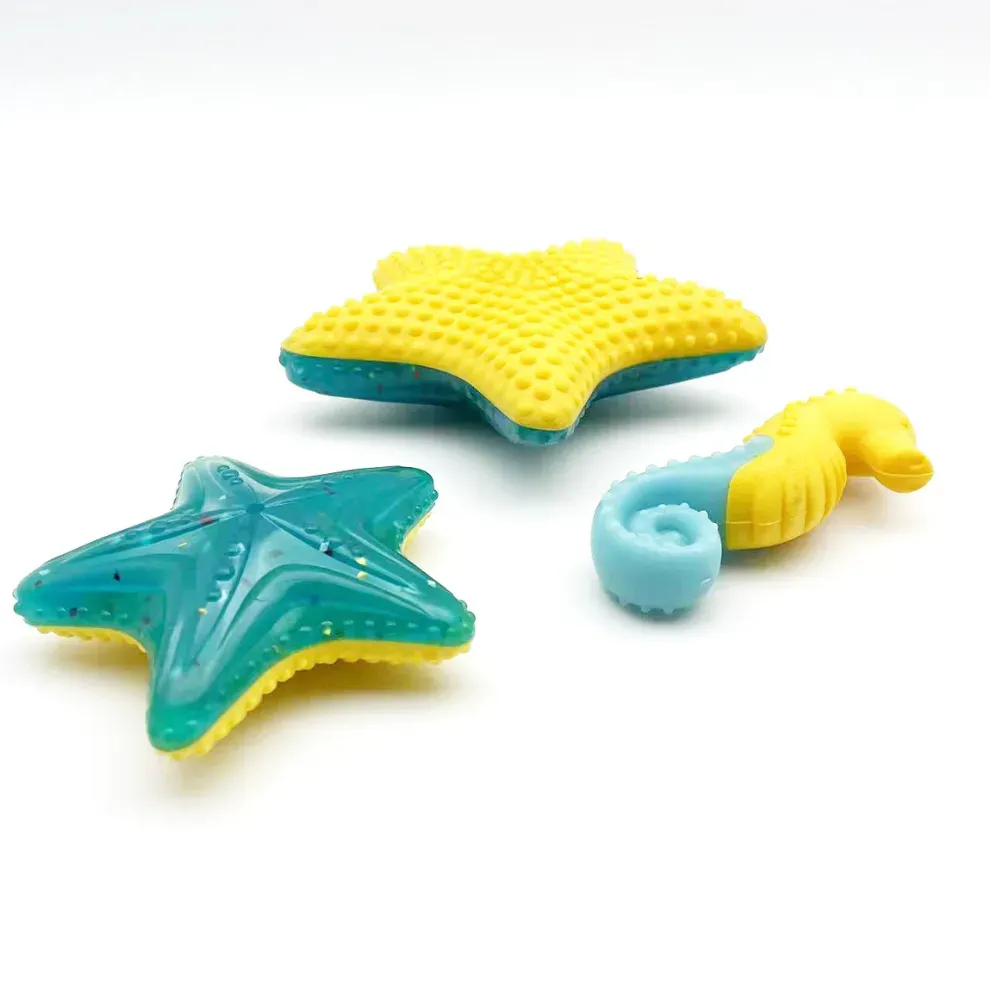 Great Floatable Dog Toy