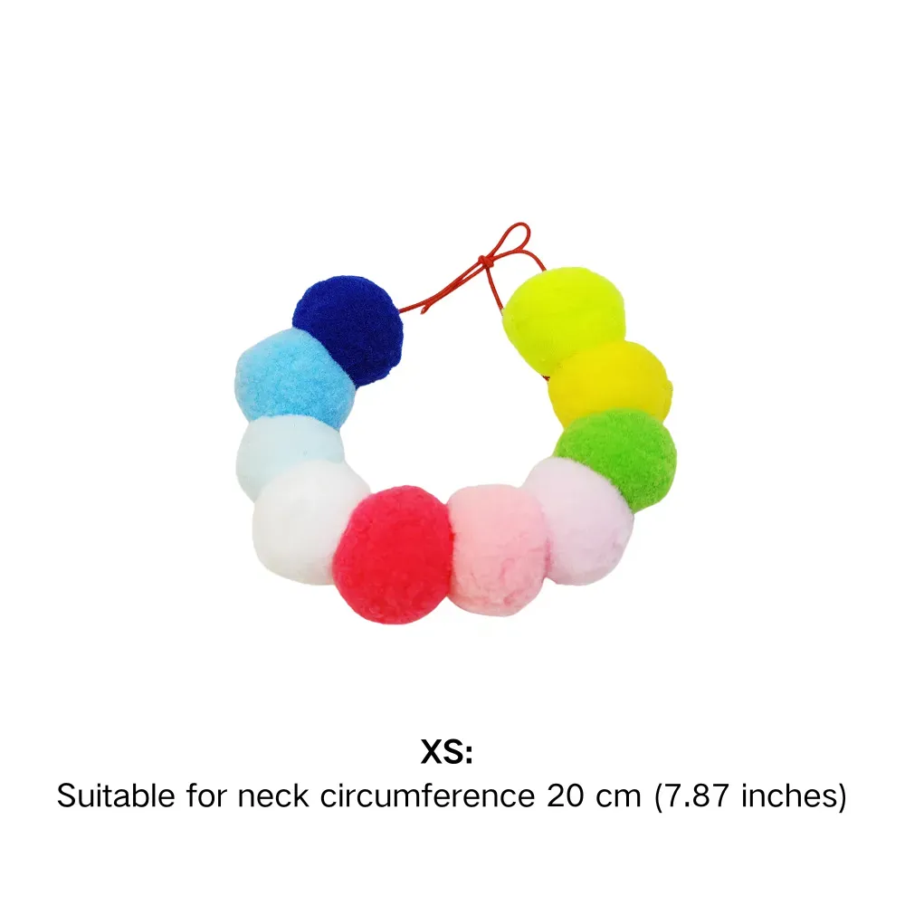 This cute pet collar with easy-to-use buckle closure is perfect for everyday wear or special occasions. Pet retailers can offer this collar as a convenient and stylish accessory for active and fashionable pets.