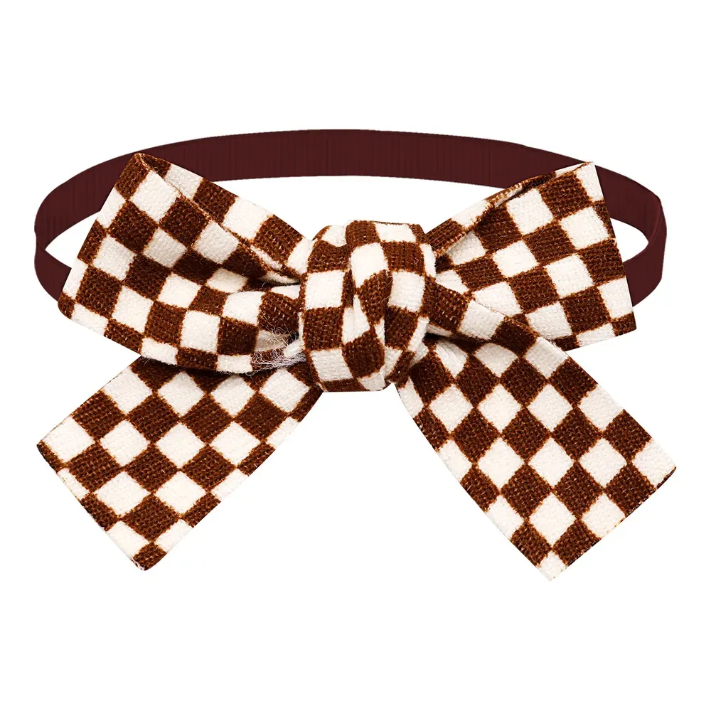 Perfect for Special Occasions or Everyday Wear: Whether for casual walks, holiday gatherings, or photoshoots, this bow tie adds a stylish touch to pets’ outfits.