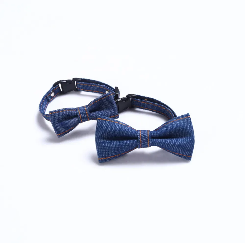 Adjustable Neck Strap: The collar features an adjustable neck strap, ensuring a customizable fit for pets of various sizes. 