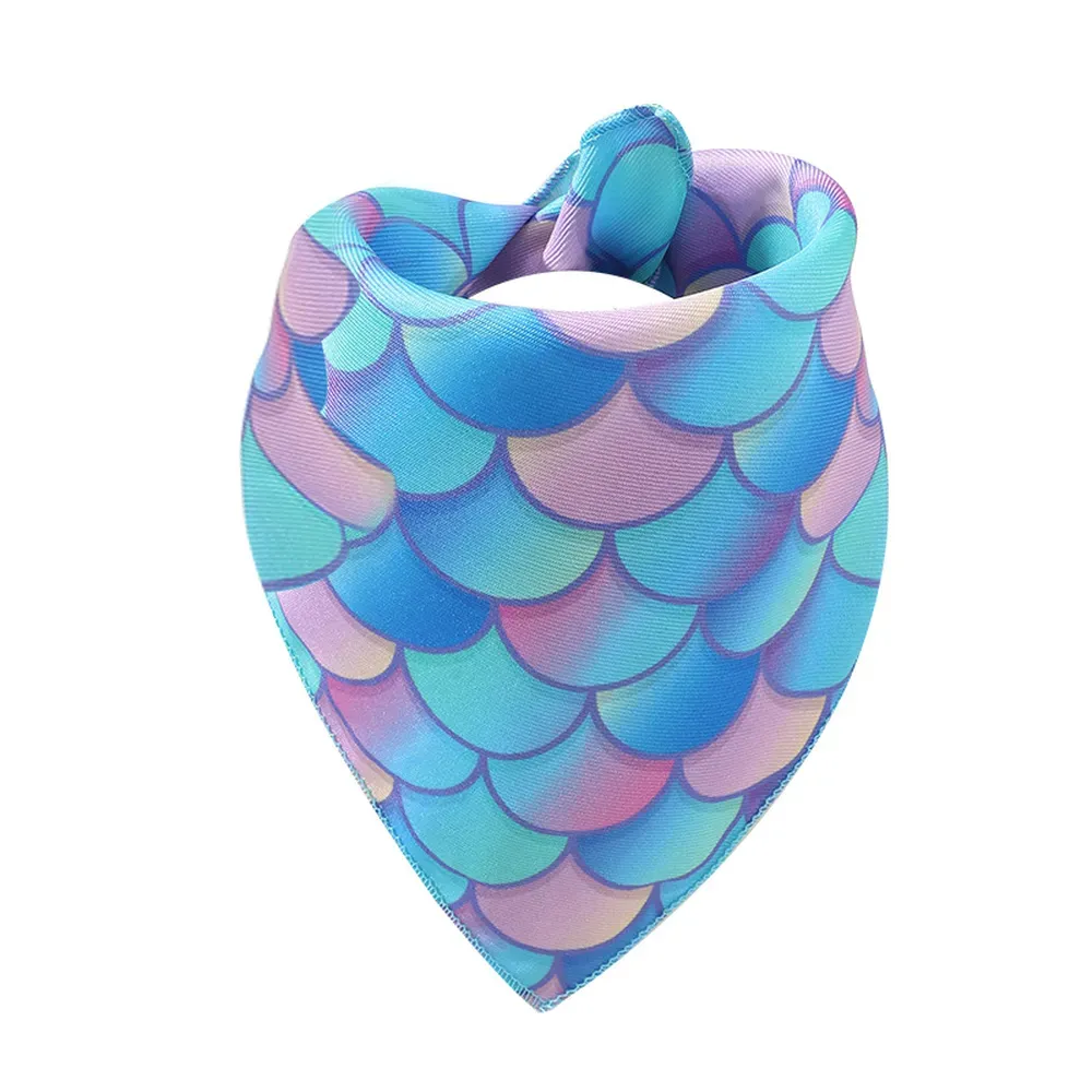 Triangle Scarf for Dogs (17) Easy to Wear and Adjust: The bandana features an adjustable design, allowing it to comfortably fit a range of dog sizes.