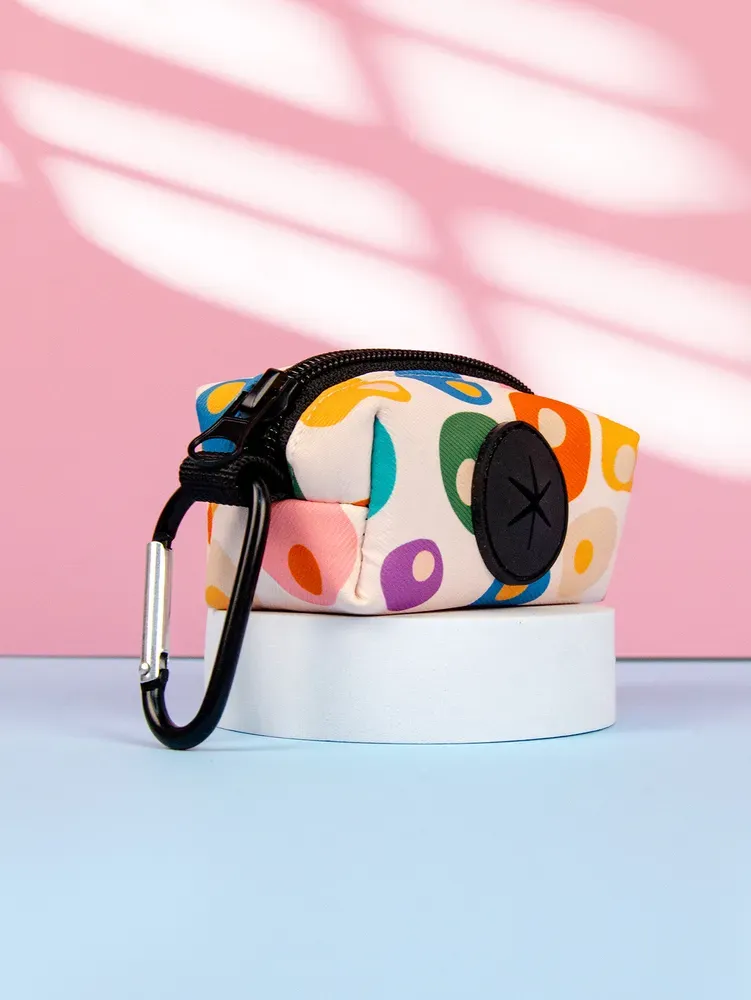 Durable and Functional: Crafted from high-quality, durable materials, this poop bag dispenser is designed to withstand outdoor elements and regular use.