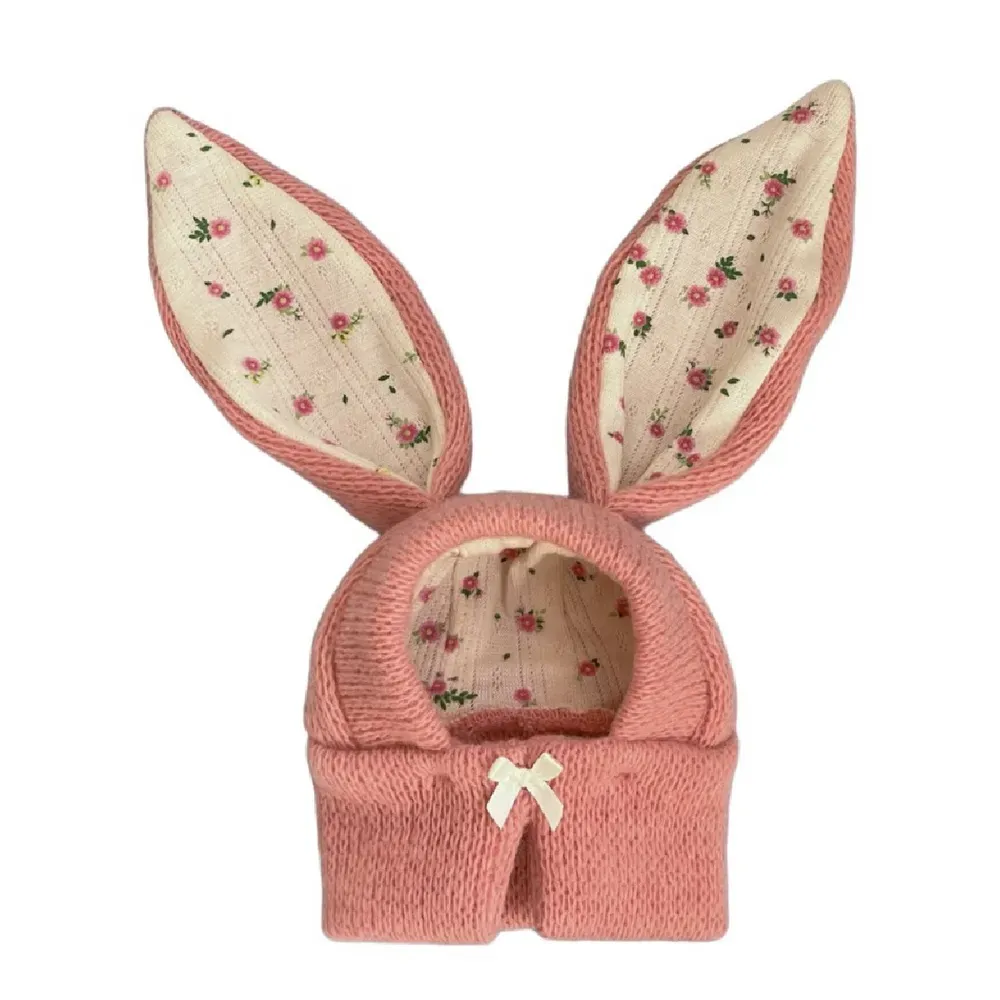 Adorable Bunny Ear Design: Featuring cute bunny ears, this knitted pet hat adds a playful touch to your pet's wardrobe, making it perfect for fall and winter outings.