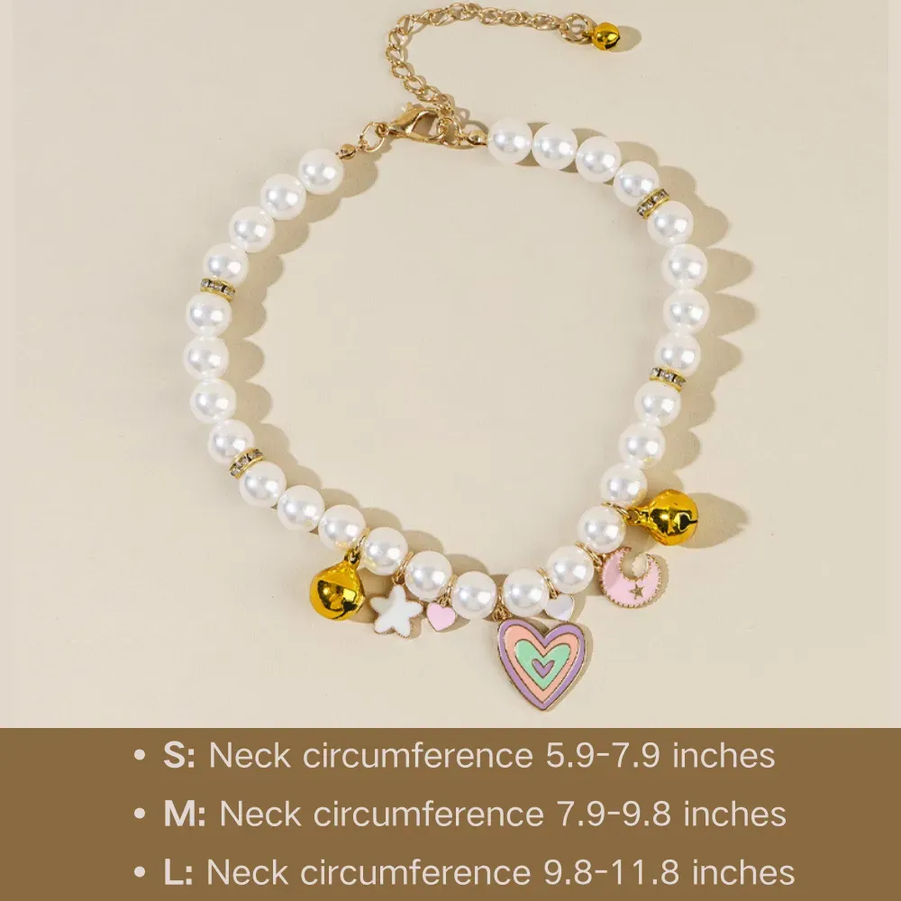 Built-in Bell: Equipped with a cute bell, this necklace allows you to keep track of your pet while also providing a playful sound that will catch your pet’s attention.