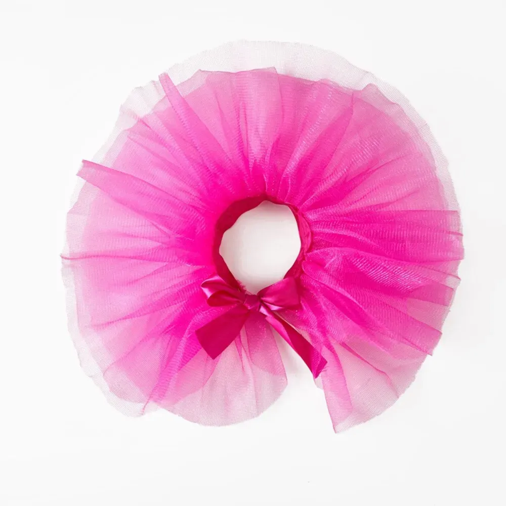 princess dog clothes (5) This dog tutu dress features a charming and stylish design, perfect for pet boutiques looking to offer fashionable and eye-catching apparel.