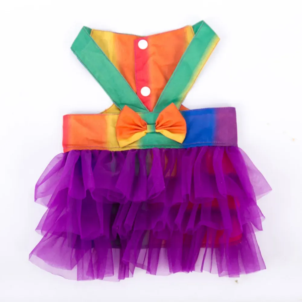 Perfect for social media moments, this vibrant costume is sure to attract attention, making it a must-have for pet retailers seeking eye-catching, seasonal apparel.