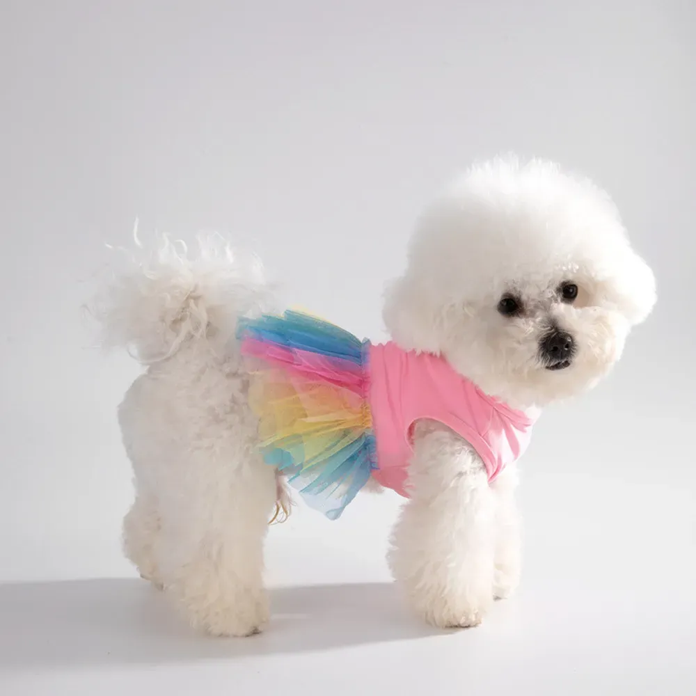 Whether for casual walks or special occasions, this versatile princess-style pet apparel suits every pet’s wardrobe needs, making it a top seller in the market.