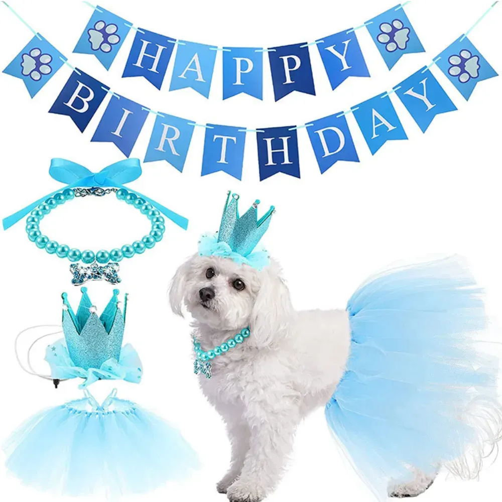 Make pets the star of the party with this 4-piece birthday party set, featuring a hat, a pearl necklace, a banner, and a tutu skirt, perfect for small and medium-sized pets.