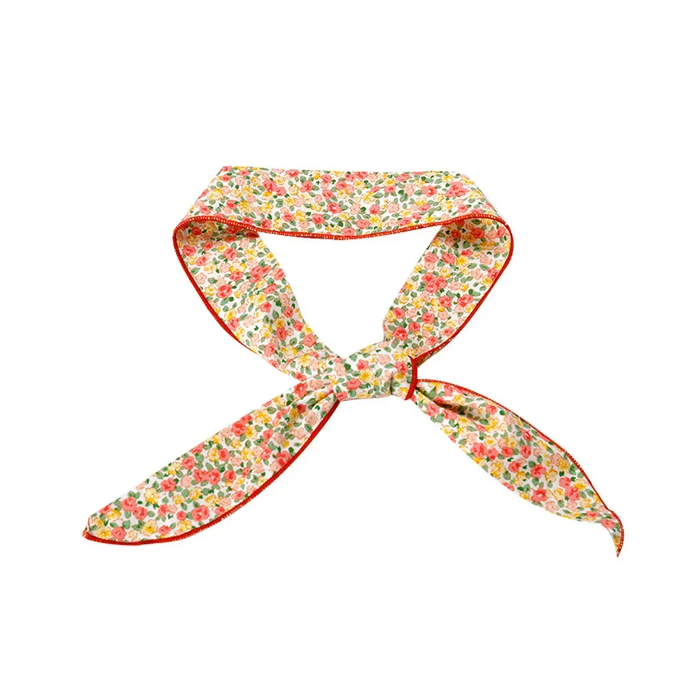 Cute and stylish design that not only cools pets but also makes them look adorable, perfect for pet boutiques.
