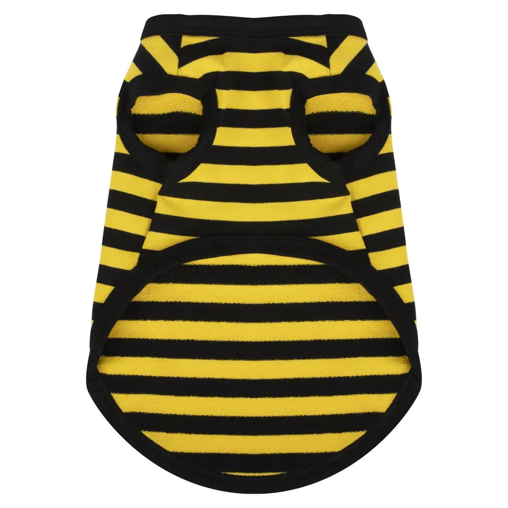 Comfortable and stylish shirt, ideal for daily wear and outdoor activities.