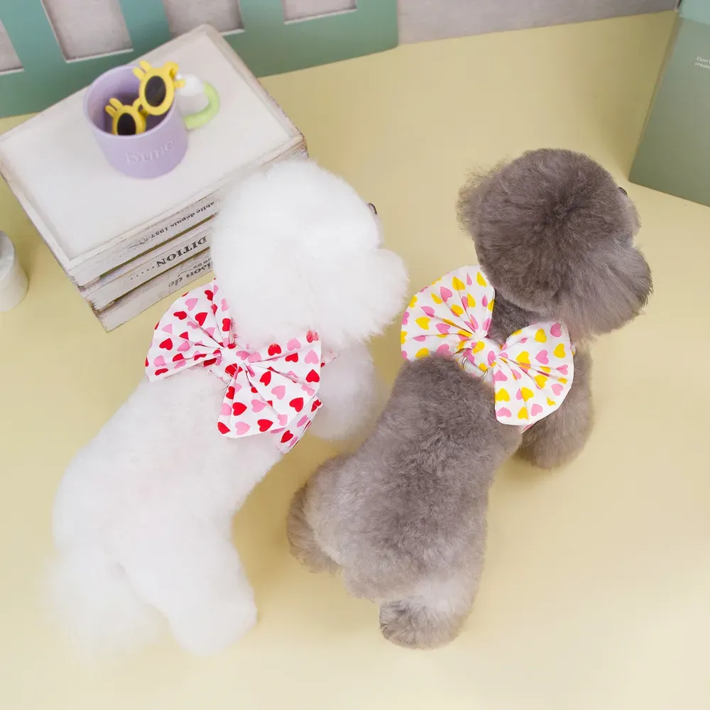 Soft and comfortable fabric to keep pets cozy all day long.