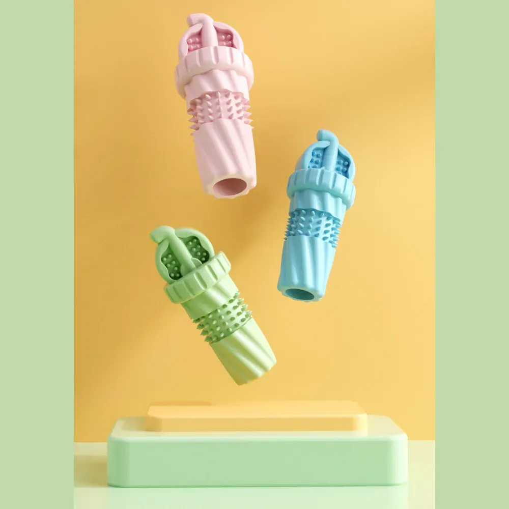 Specifically designed to float, this chew toy is perfect for dogs who love water. Whether at the pool, lake, or beach, the cola cup-shaped toy will stay afloat, making it easy for dogs to grab, fetch, and enjoy water-based playtime.