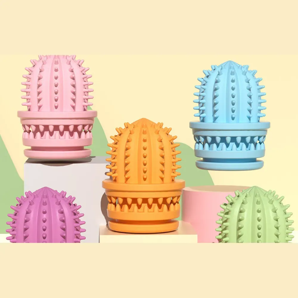 Designed to float, this succulent plant-shaped chew toy is perfect for dogs who love the water. Whether at the pool, beach, or lake, it remains afloat, encouraging dogs to swim, fetch, and chew, offering hours of fun during outdoor water activities.