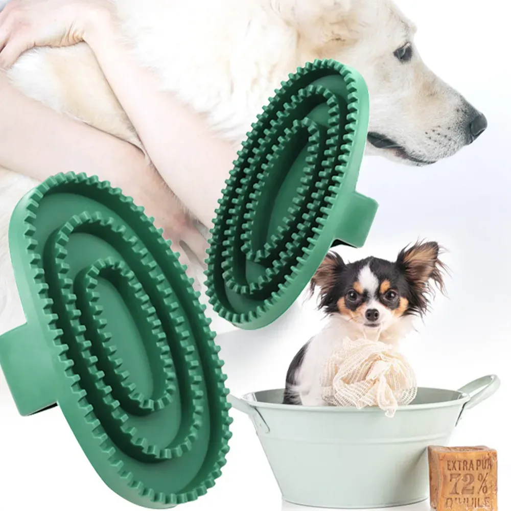 Pet Shampoo Brush