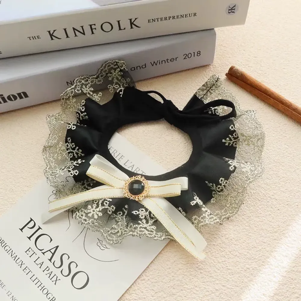 Stylish pet lace collar Fashionable pet neckwear