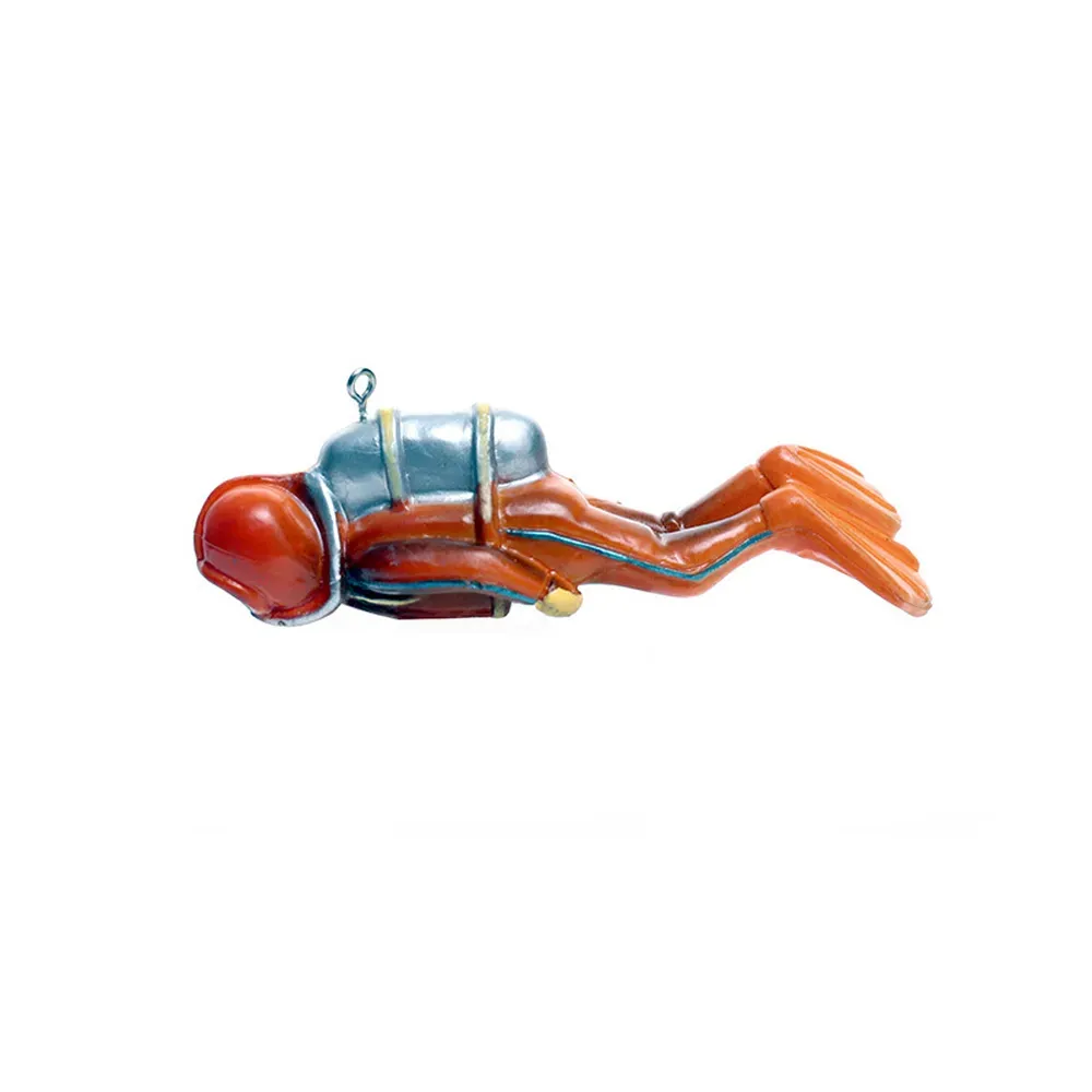 Realistic diver figure adds depth and movement (4) Adds visual interest and motion to tank displays