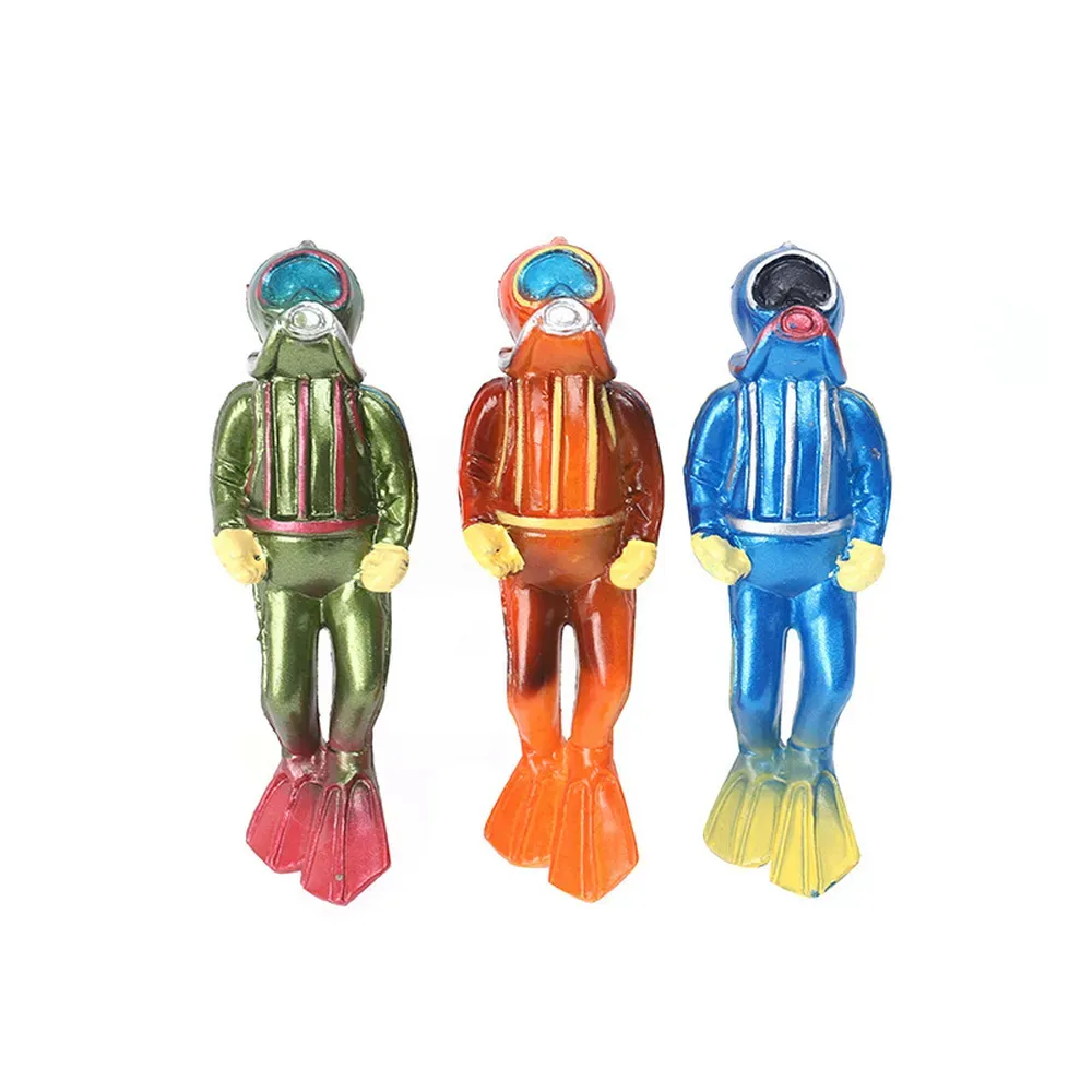 Realistic diver figure adds depth and movement (1) Ideal for enhancing underwater tank aesthetics