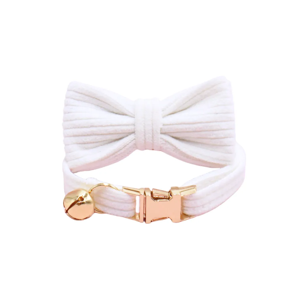 Cute Velvet Bow Pet Collar with Gold-plated Buckle white Cute Velvet Bow Pet Collar with Gold-plated Buckle