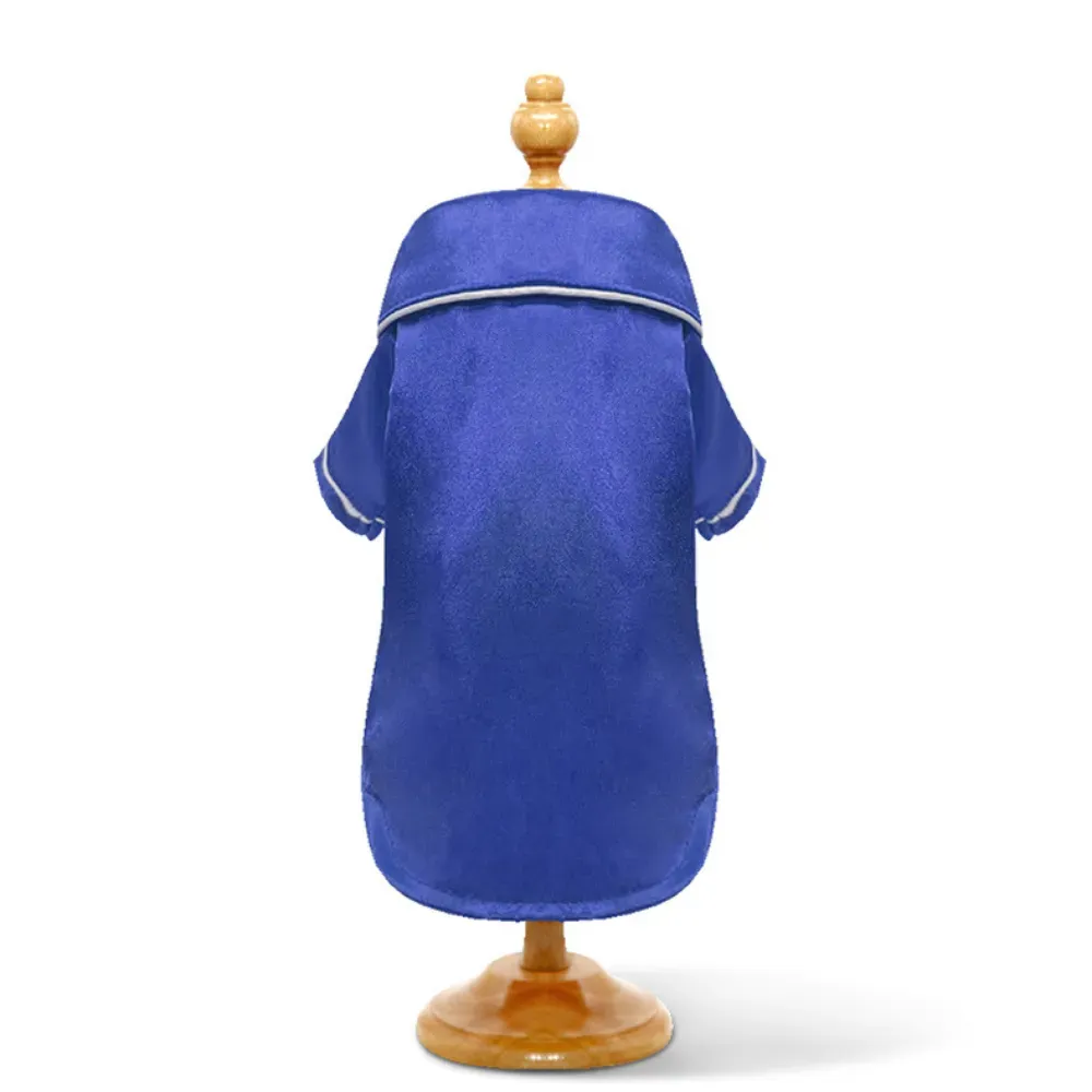 Constructed from lightweight, breathable fabric to provide comfort in all seasons, ideal for indoor lounging and rest.