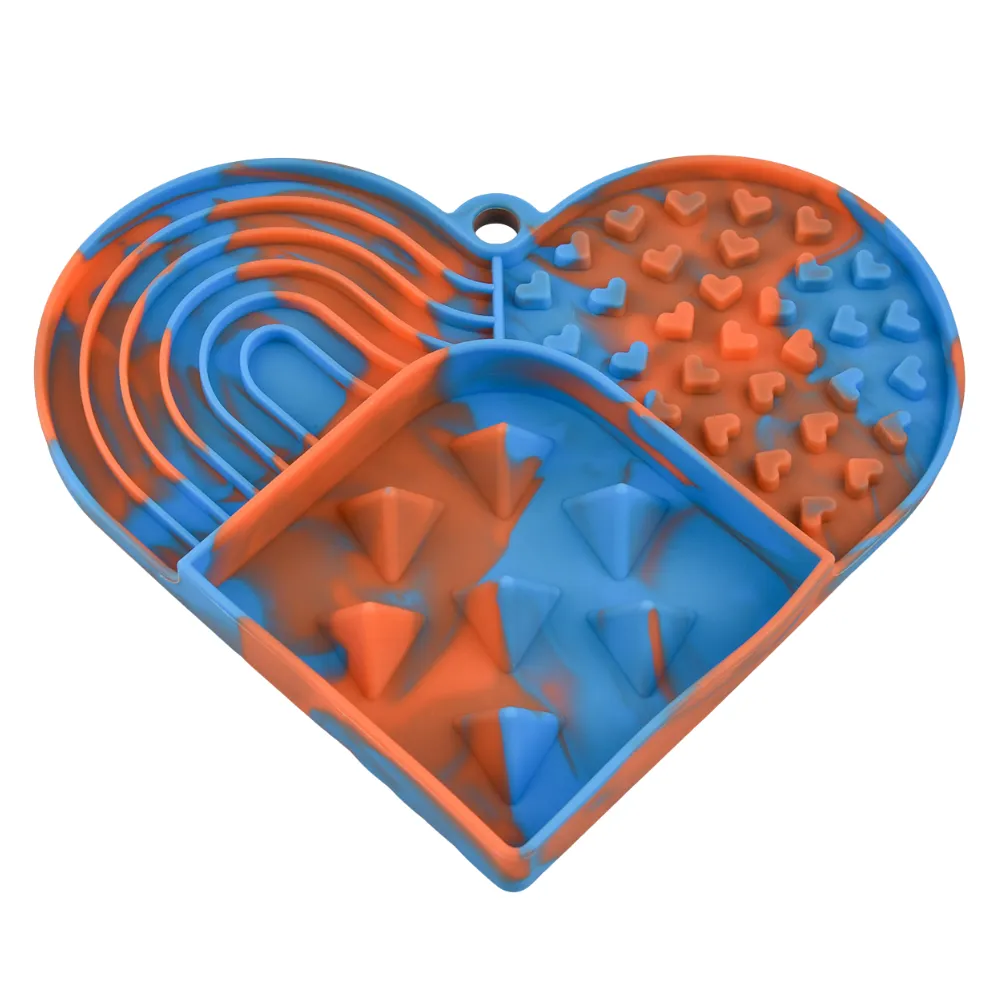 Heart-Shaped Non-Slip Slow Feed Design Silicone Pet Lick Mat_4