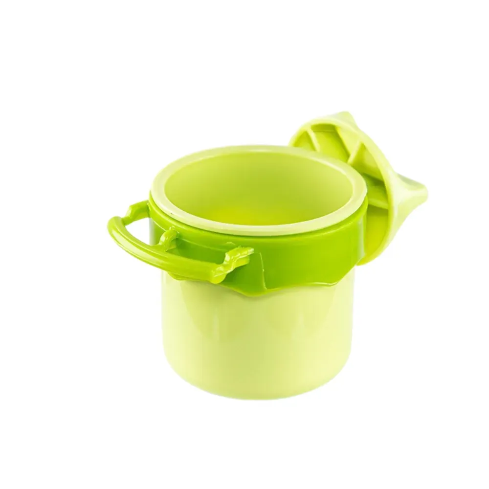 Parrot feeder Parrot feeder