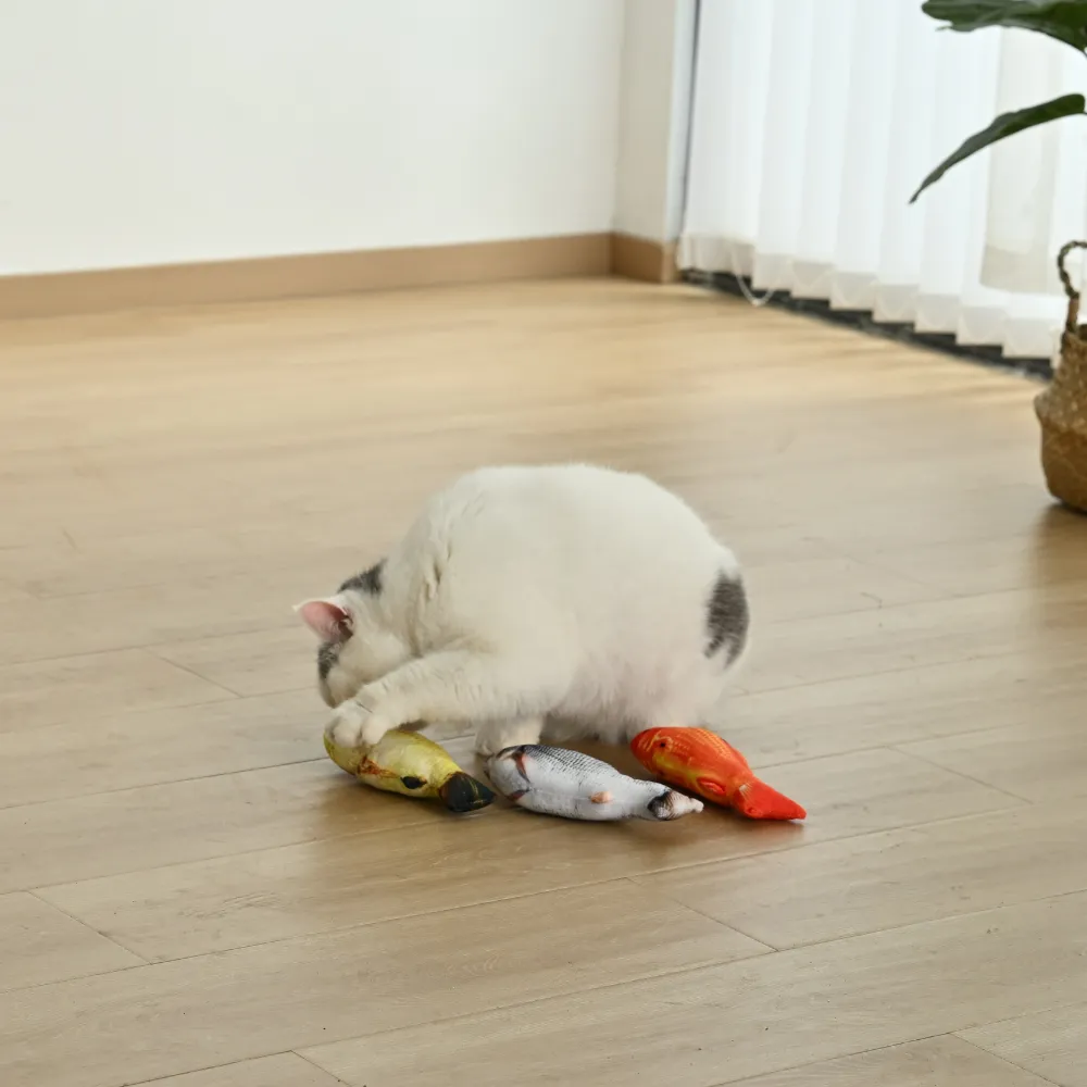 3-Color Mixed Realistic Fish Style Short Plush Cat Toy3