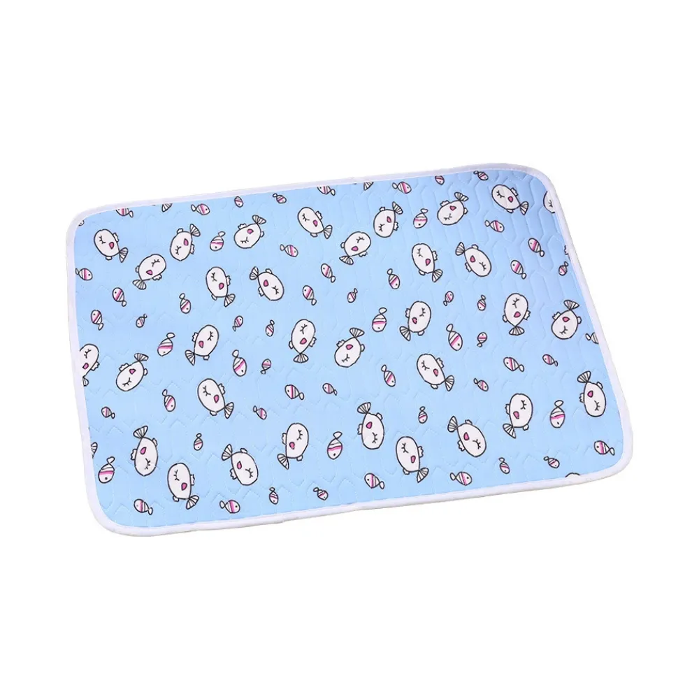 Wholesale Pet Cooling Mat Blue Ice Silk Cooling Pad Blue pet cooling mat made with breathable ice silk fabric for cats and dogs on a white background.